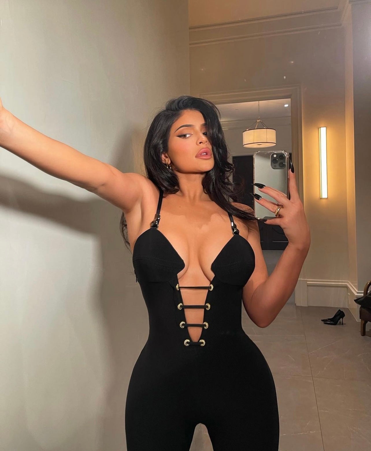 KYLIE BANDAGE JUMPSUIT