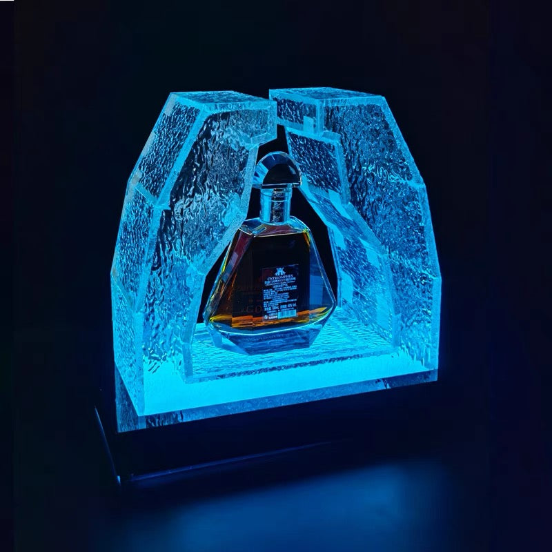 Hennessy XO Crystal Presenter